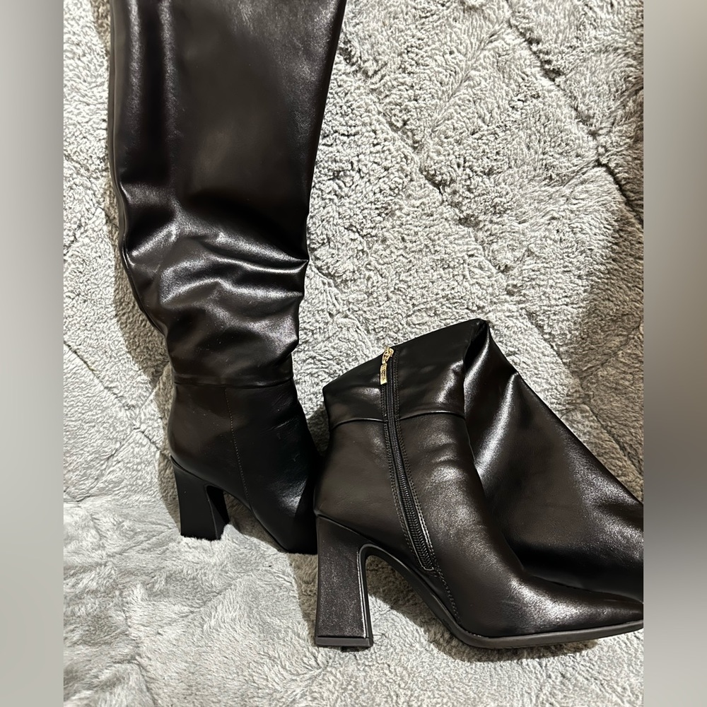 Black Knee high boots